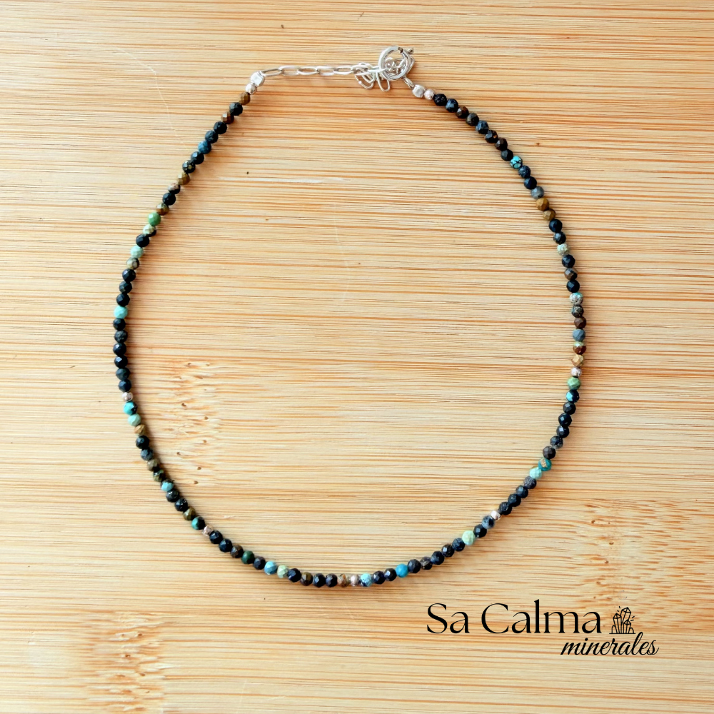 Tobillera de Turquesa Tibetana y Plata – Protección, Equilibrio y Estilo Natural