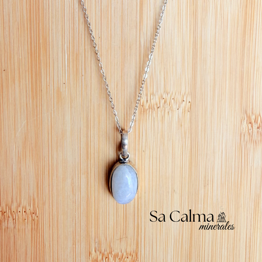 Collar de Piedra Luna – Intuición, Energía Femenina y Equilibrio Emocional