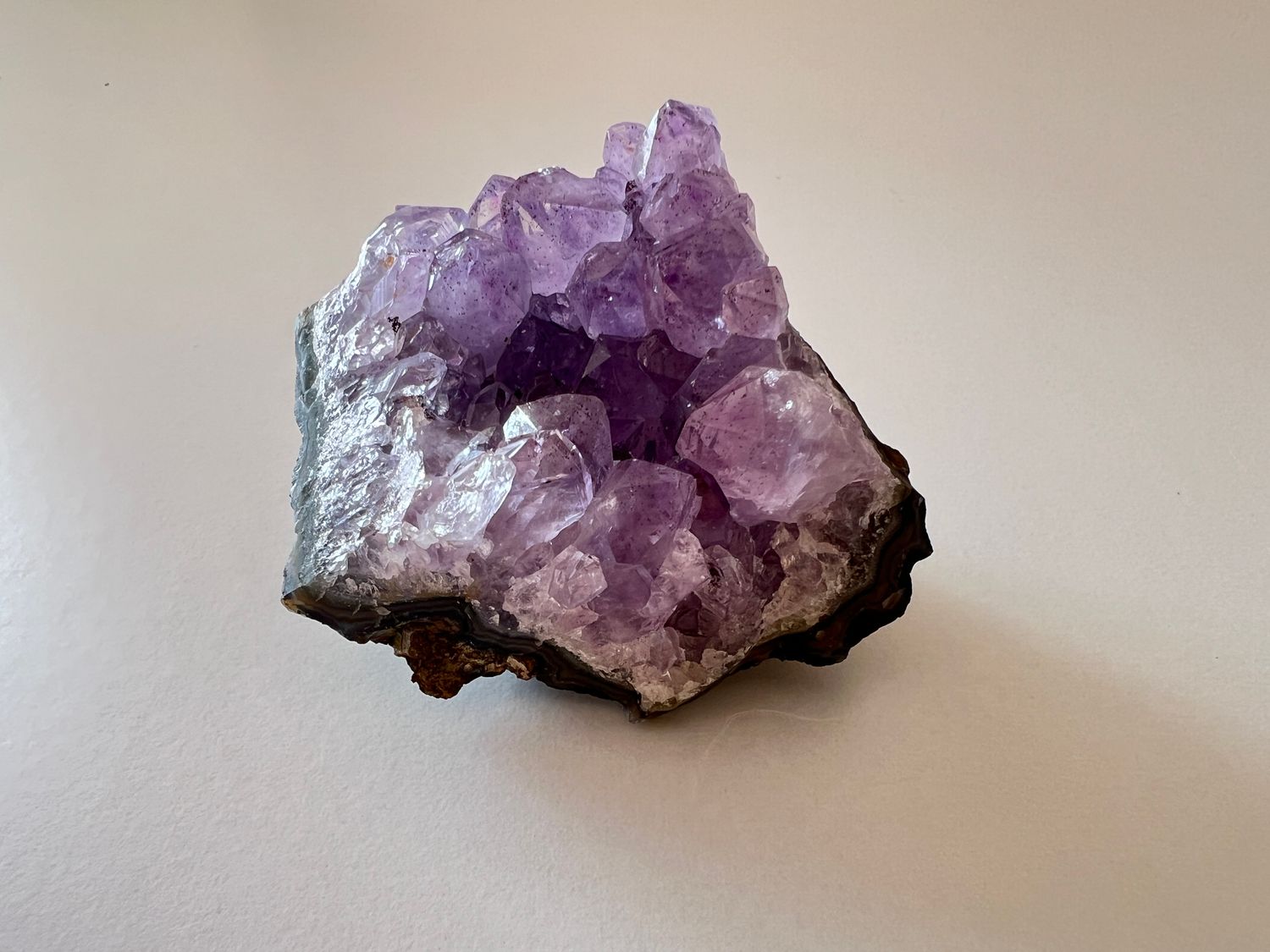 Mini Geoda Amatista Ref;04 para Calma, Intuición y Protección Energética