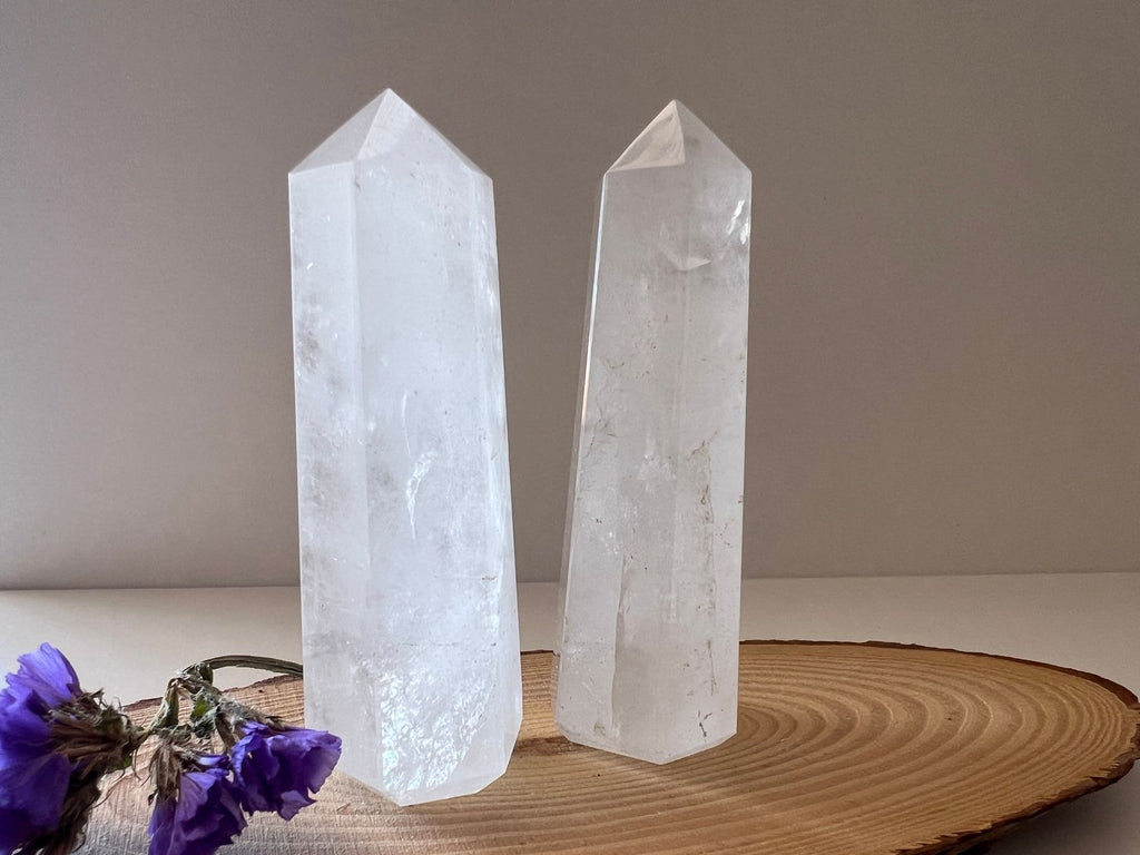 Punta de Cuarzo Cristal 7-8 cm para Claridad Mental y Energía Positiva