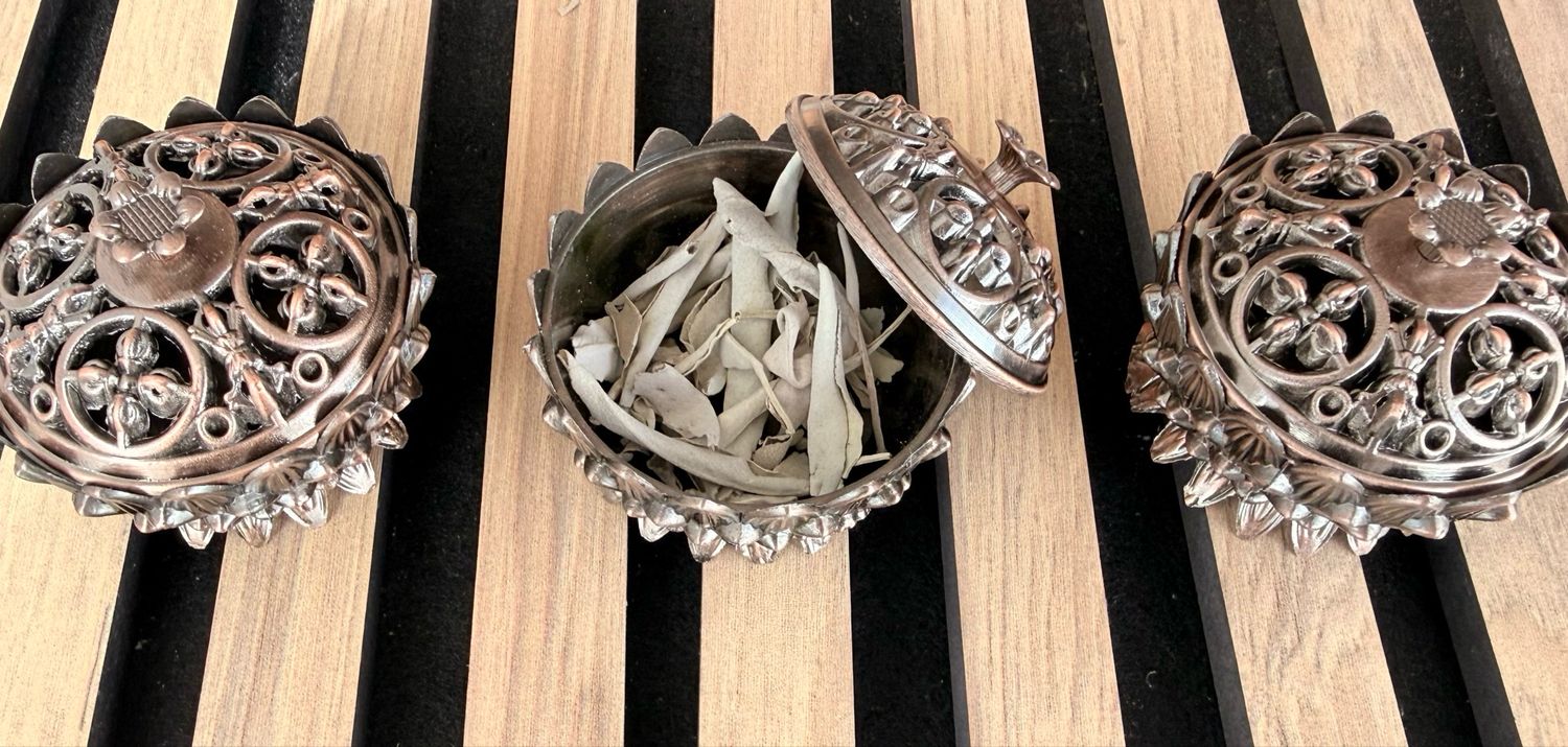 Quemador de Metal- Flor de Loto