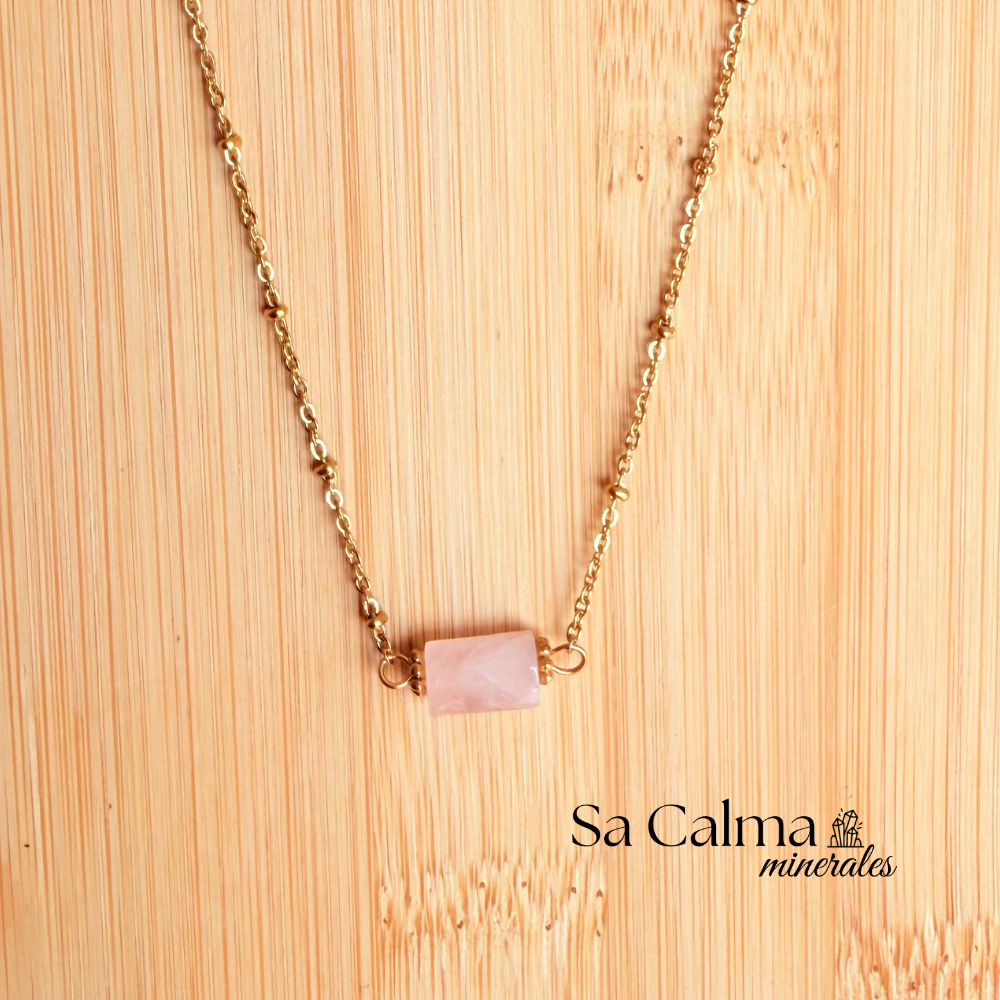 Collar Clea de Cuarzo Rosa – Amor Propio, Calma y Equilibrio Emocional
