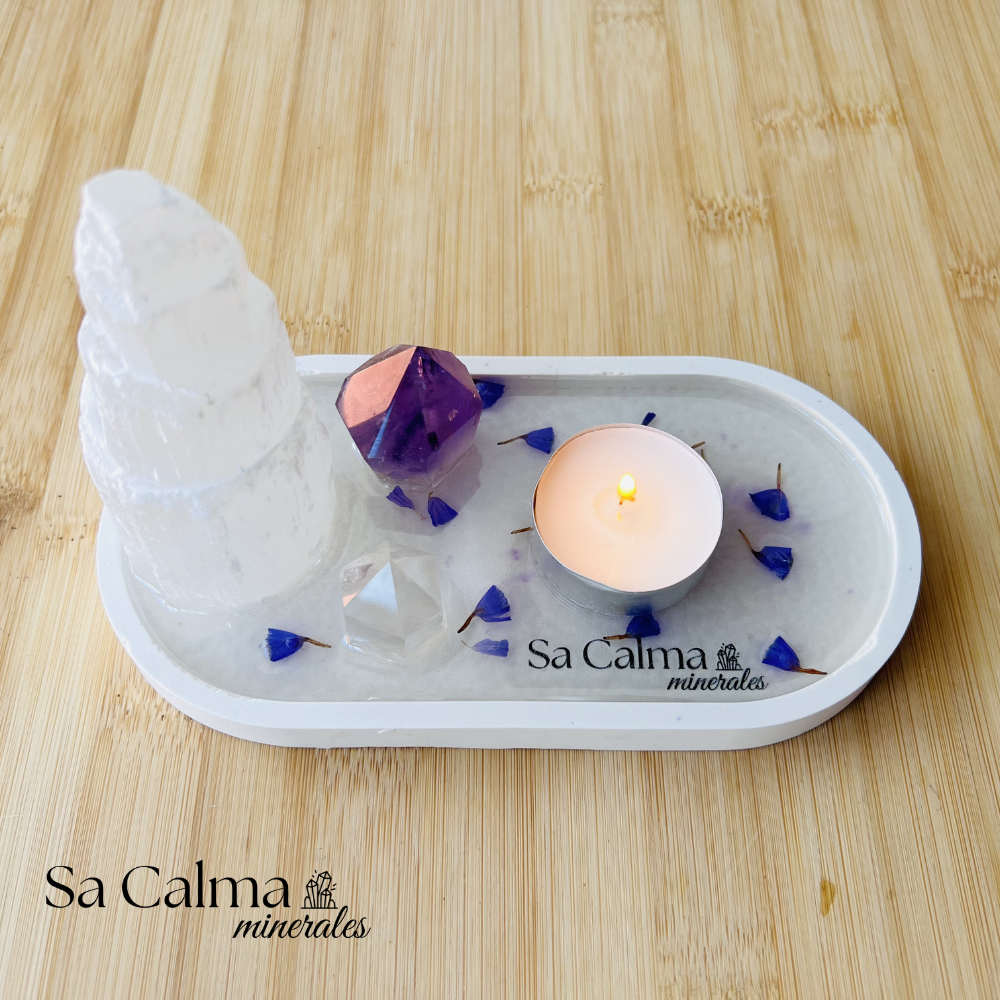 Tu Espacio Sagrado – Altar Artesano con Selenita, Amatista y Cuarzo Cristal