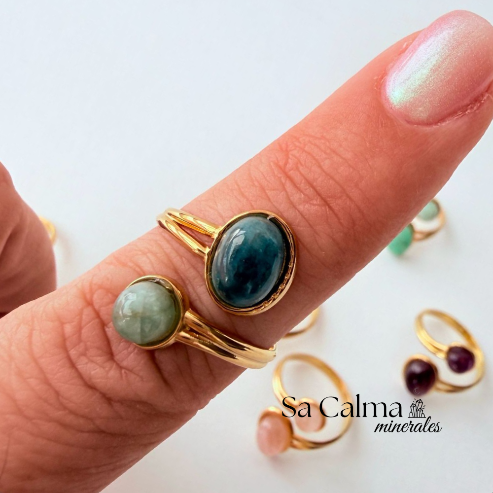 Anillo Dorado de Acero Inoxidable con Apatito Azul para Claridad, Creatividad y Energía Positiva