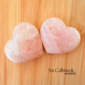 Cuarzo Rosa Rodado en Forma de Corazón – Amor y Armonía Emocional