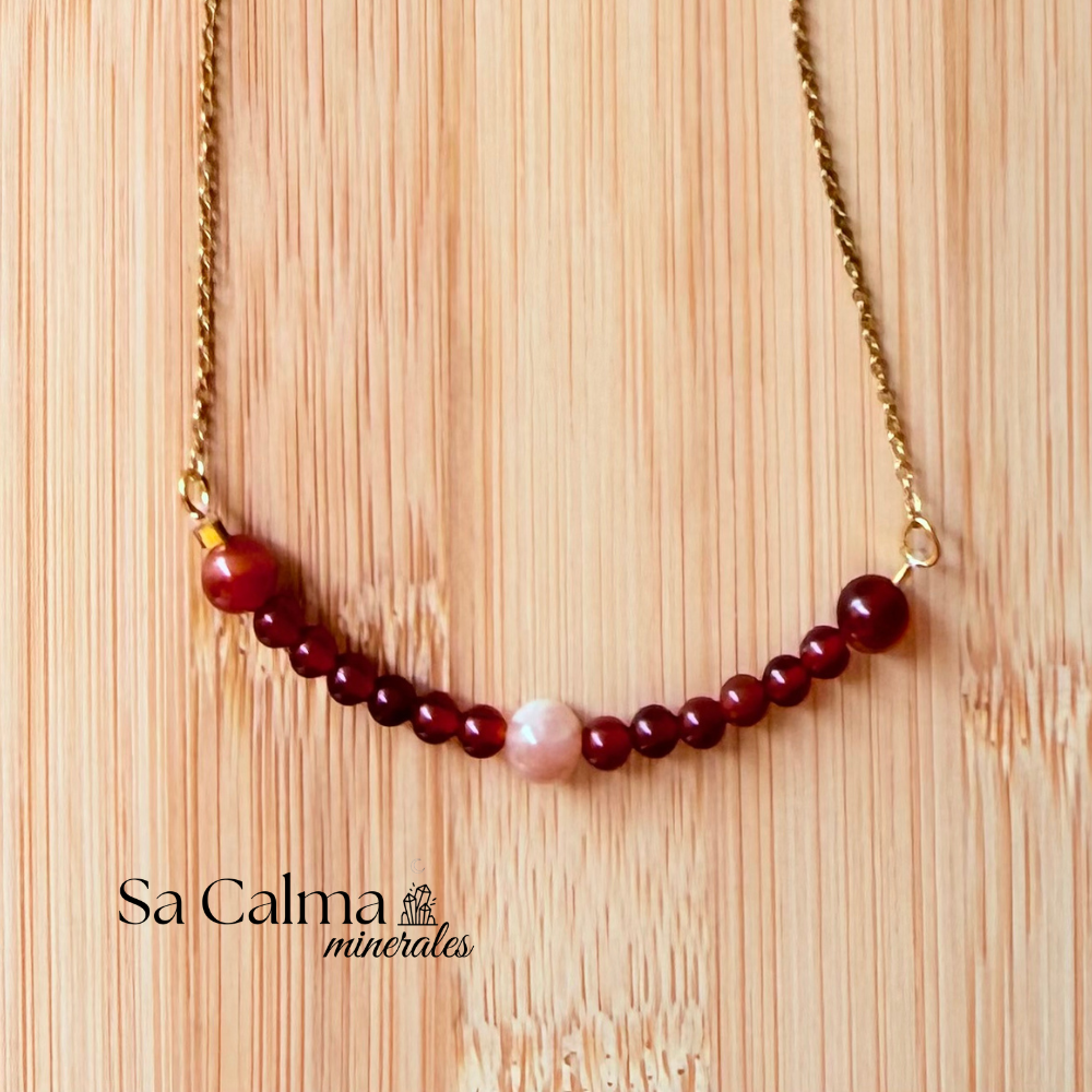 Collar de Acero Inoxidable con Cornalina y Piedra Sol – Energía, Vitalidad y Confianza
