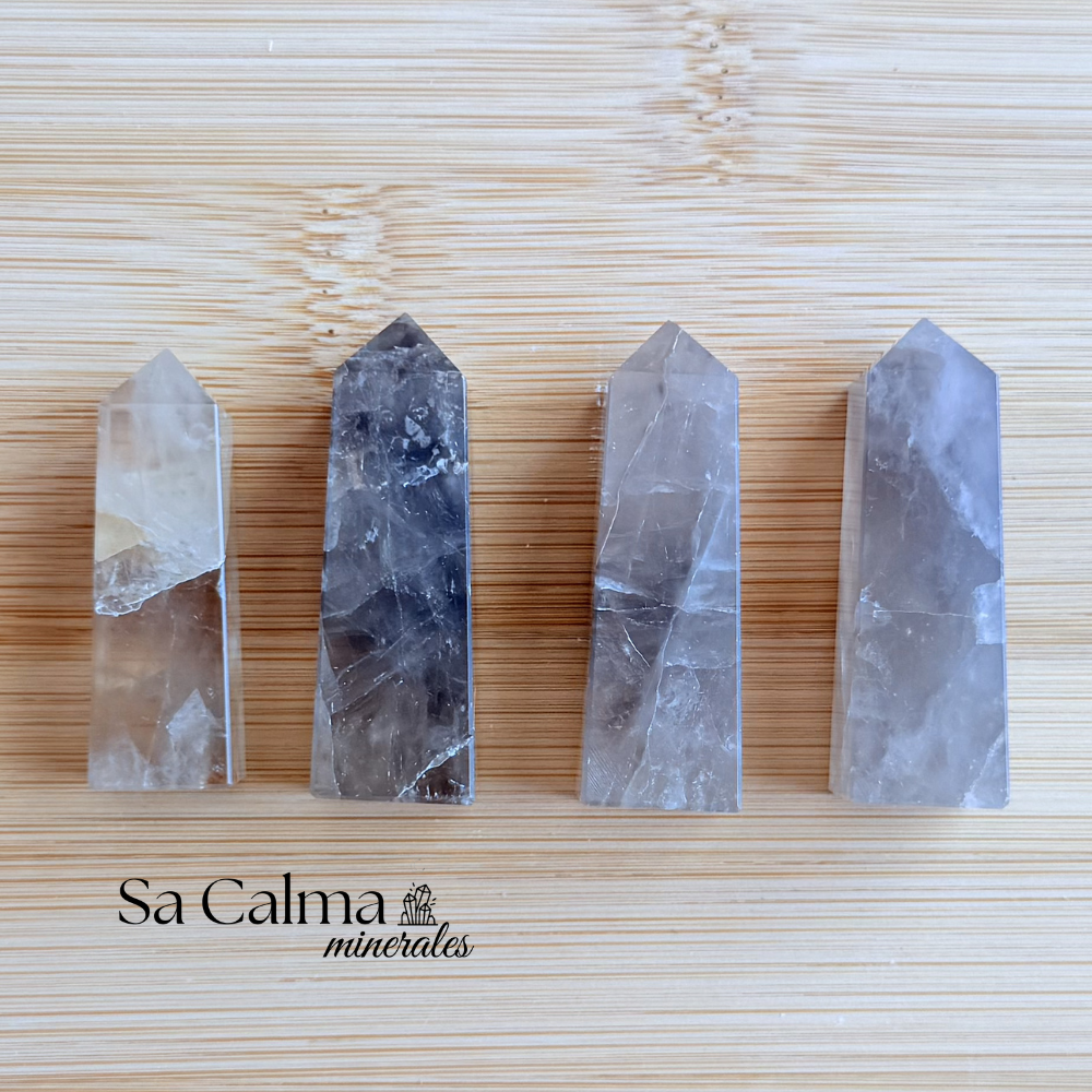 Punta de Cuarzo Ahumado (5 cm) – Protección, Arraigo y Equilibrio Energético