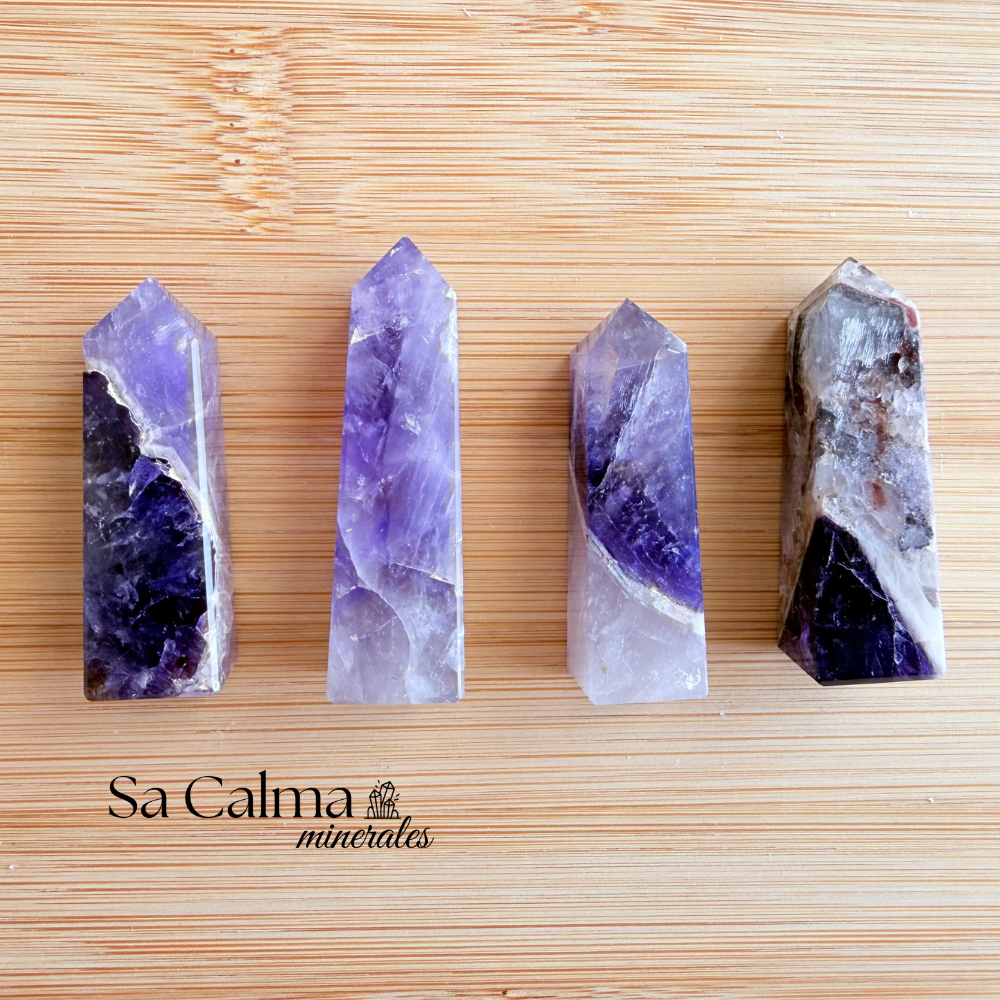 Punta de Amatista (5 cm) – Calma, Protección y Conexión Espiritual