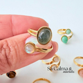 Anillo Dorado de Acero Inoxidable con Labradorita para Protección, Intuición y Energía Positiva