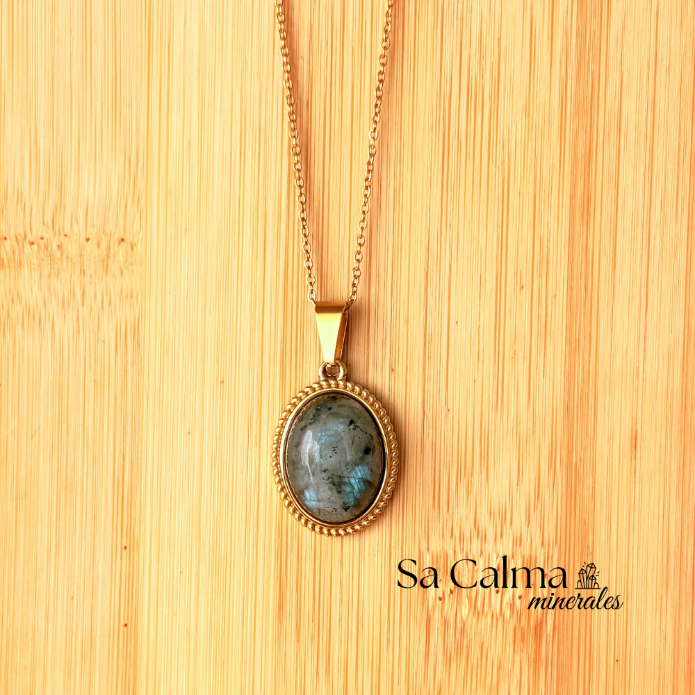 Collar de Acero Inoxidable con Labradorita – Protección e Intuición