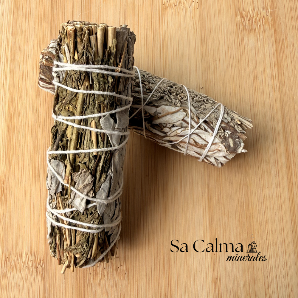 Atado de Salvia con Ruda para Limpieza Energética y Protección Espiritual