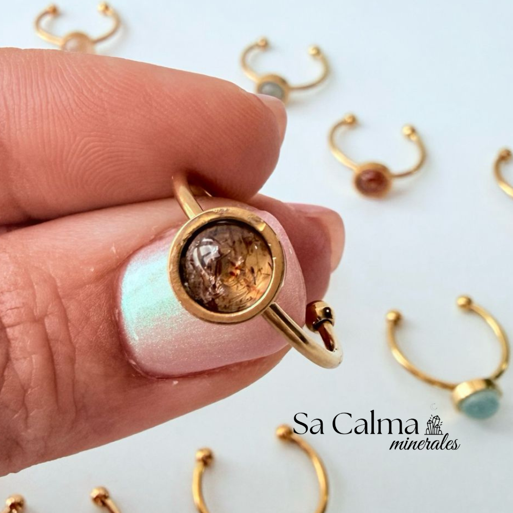 Anillo Ajustable de Acero Dorado con Super 7 para Protección, Energía y Equilibrio Espiritual